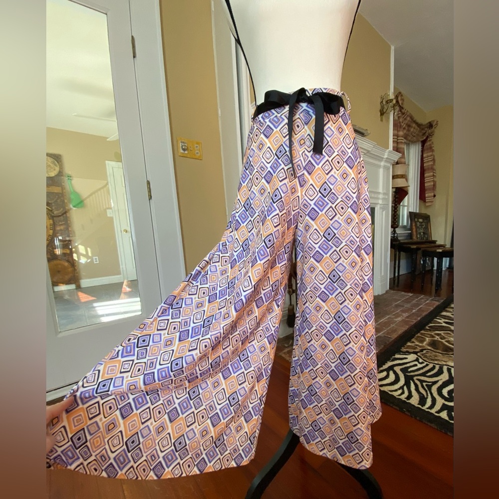 Flared ankle pants